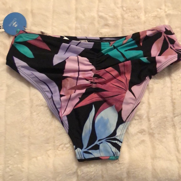 NWT Cupshe Tropical Leaf Twist Front Midkini - Picture 3 of 4